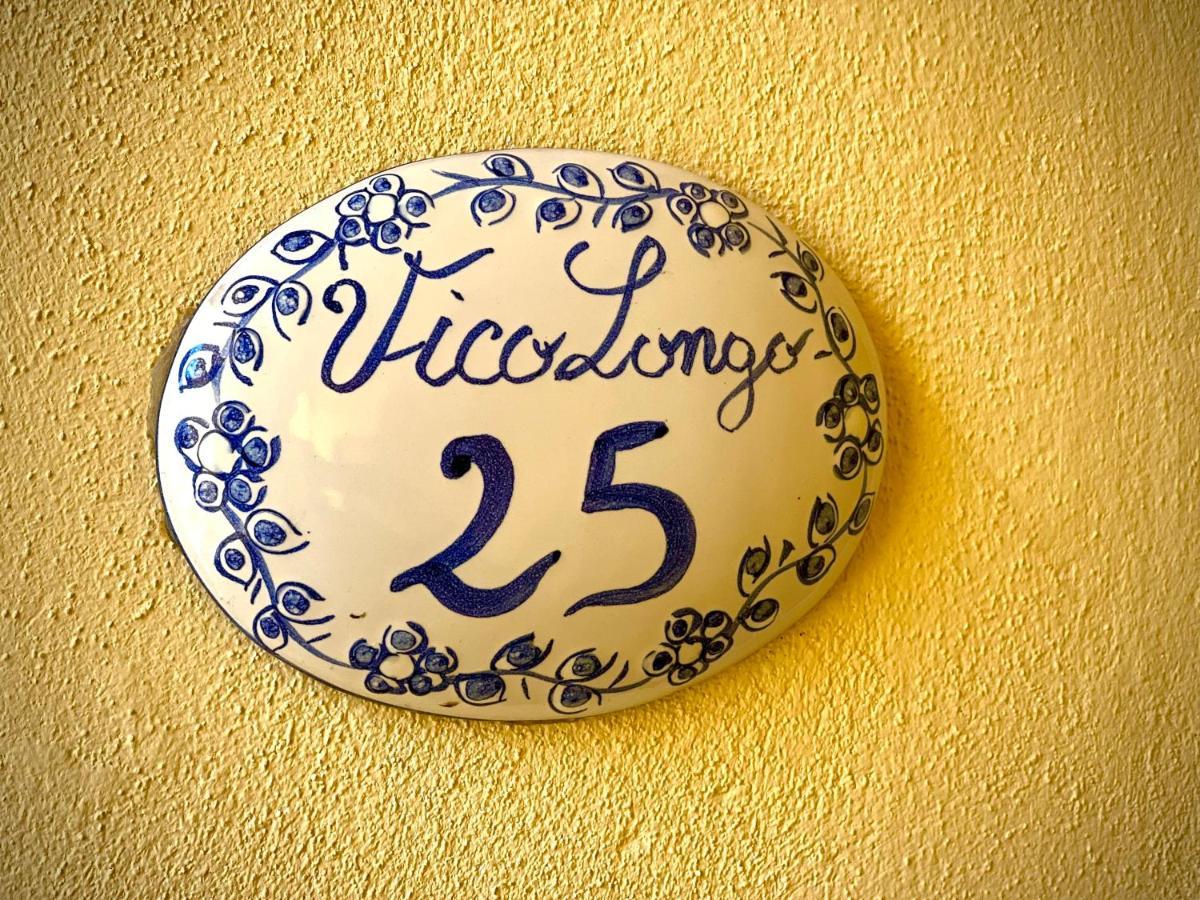 Vico Longo 25 - Ensuit Flat In The Heart Of נאפולי מראה חיצוני תמונה