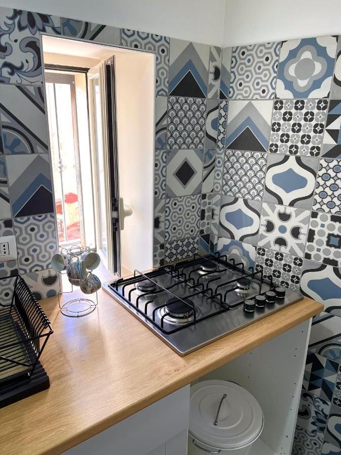 Vico Longo 25 - Ensuit Flat In The Heart Of נאפולי מראה חיצוני תמונה