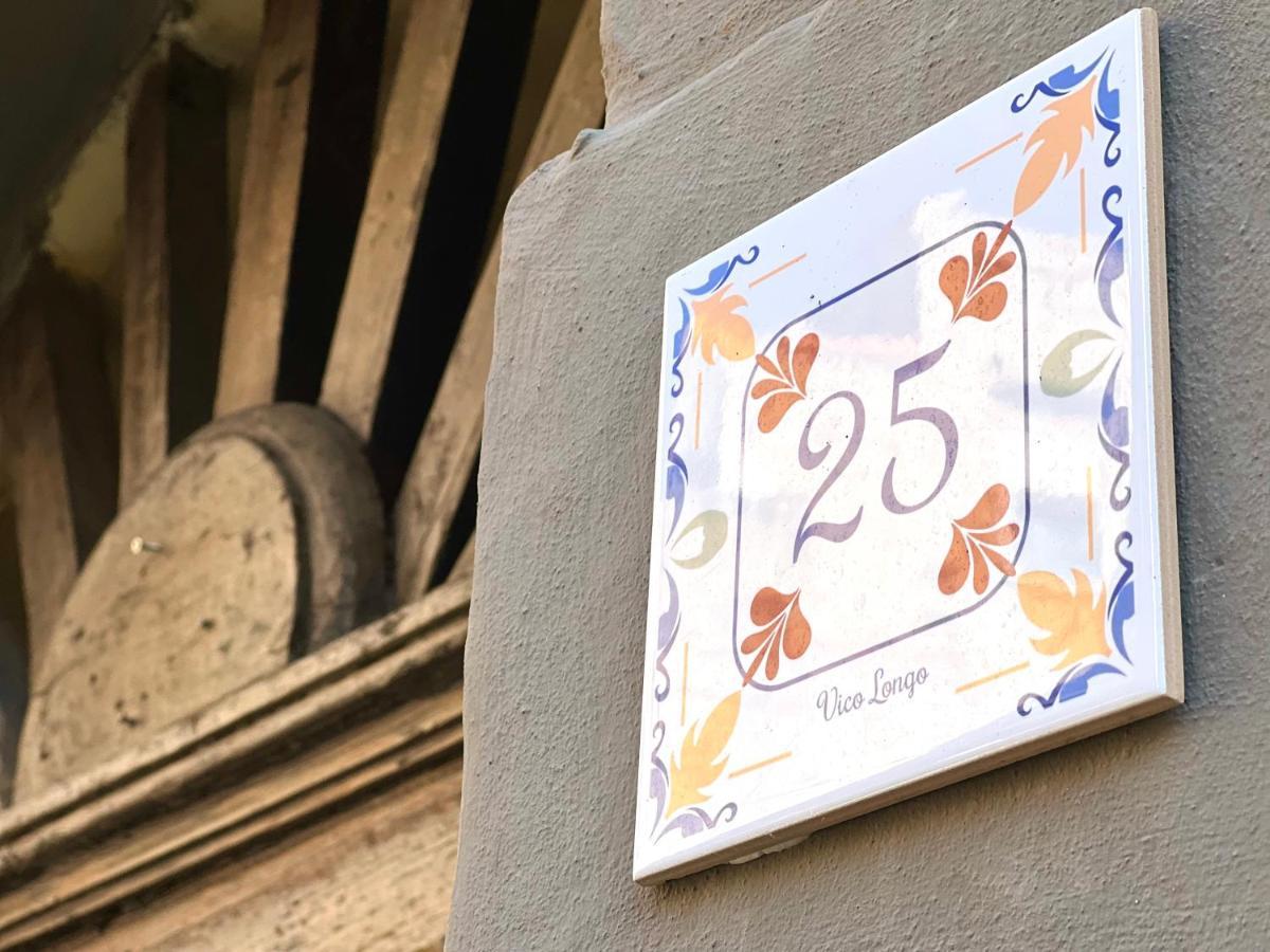 Vico Longo 25 - Ensuit Flat In The Heart Of נאפולי מראה חיצוני תמונה