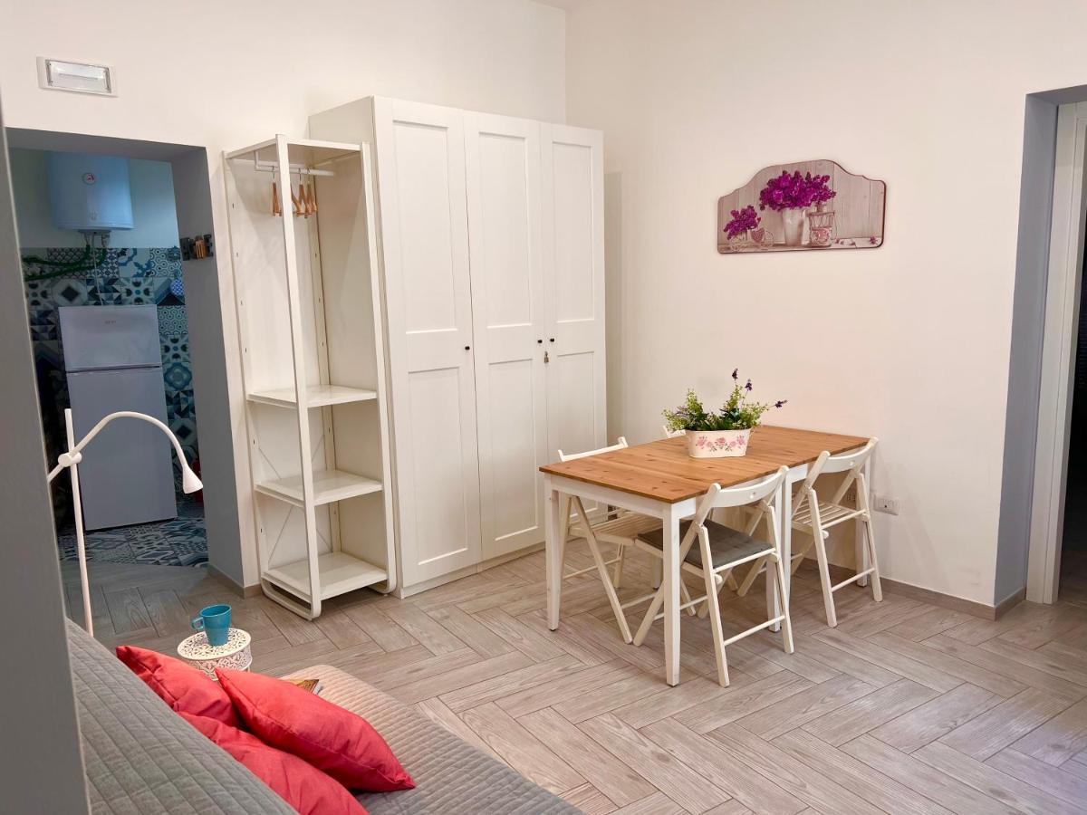 Vico Longo 25 - Ensuit Flat In The Heart Of נאפולי מראה חיצוני תמונה