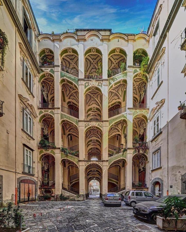 Vico Longo 25 - Ensuit Flat In The Heart Of נאפולי מראה חיצוני תמונה